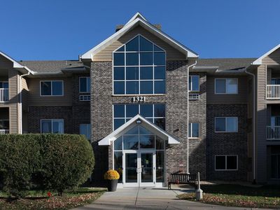 Property at 1321 Lake Dr W APT 320, Chanhassen, MN