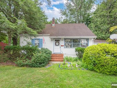 234 E Glen Ave