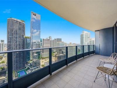 1000 Brickell Plz #4014