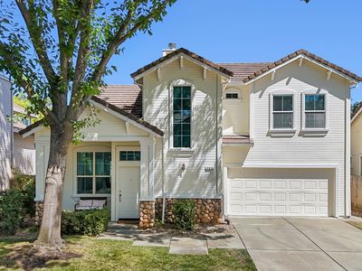 391 Coventry Cir