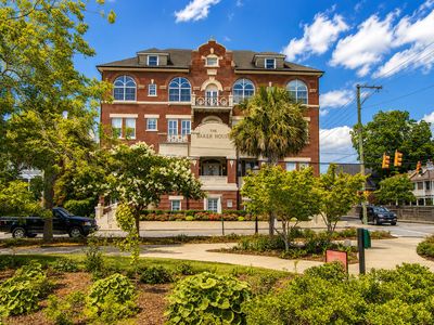 55 Ashley Ave APT 5