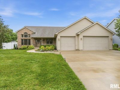 228 Manor Hill Dr