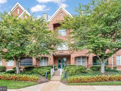 13890 Chelmsford Dr APT 305