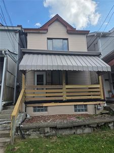 232 E 18th Ave