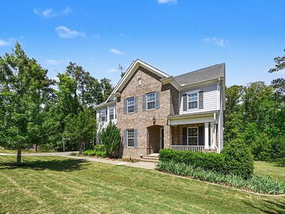 724 Peninsula Forest Pl