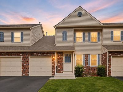 Property at 931 Perry Dr, Algonquin, IL