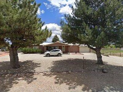 408 N Harmony Dr