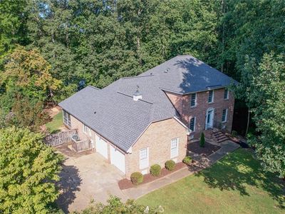 4904 Whitehaven Cir