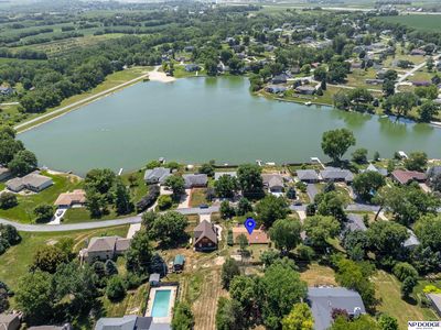 11014 N Lakeshore Dr