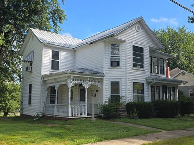 511 E Main St