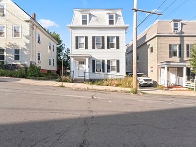 13 1/2 Grove St