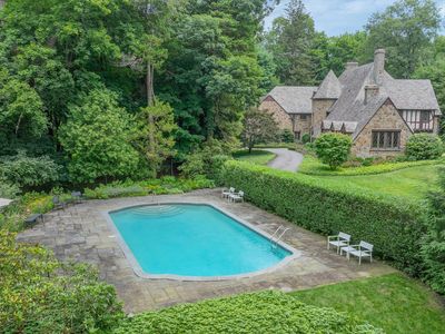 11 Alden Rd