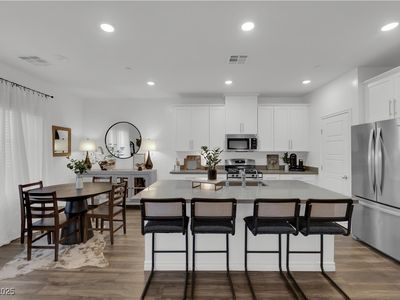 600 N Carriage Hill Dr #1069