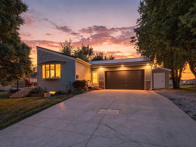 Property at 1107 Abbott Ave N, Glencoe, MN