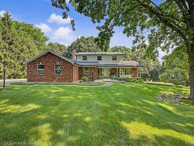 8661 N Dutchess Dr