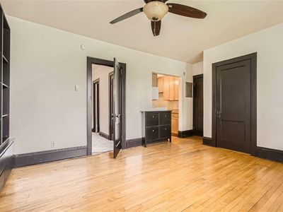 1928 Aldrich Ave S #B201