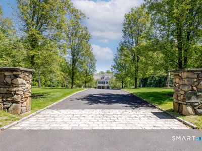 80 Bayberry Lane