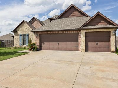 3903 Catalina Ct