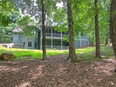 312 Lake View Trce