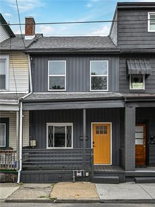 15 1/2 Sherman St
