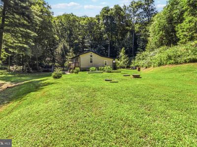 210 Laurel Ln