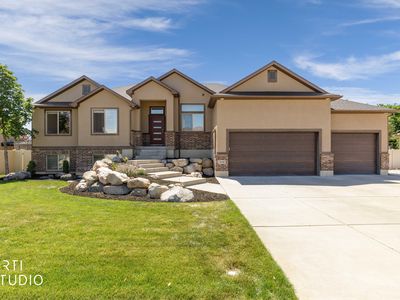 3739 S 3525 W