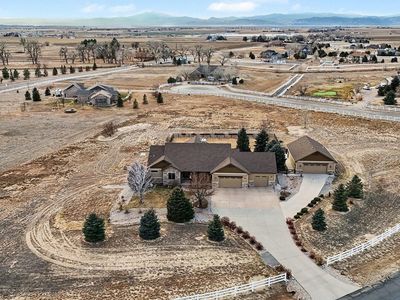 39111 Hilltop Cir