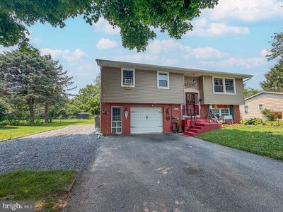 108 Maple Dr