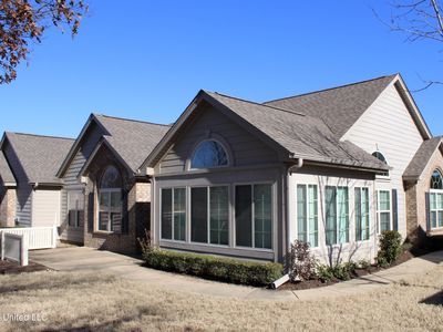 8645 Parkview Oaks Cir