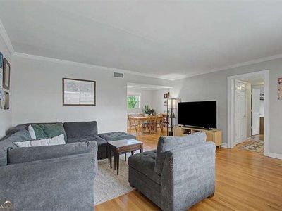 3660 Peachtree Rd NE Unit 4B