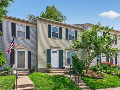 945 Holborn Ct