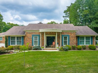 240 Horseshoe Cir