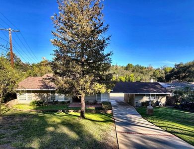 3726 Berwick Dr