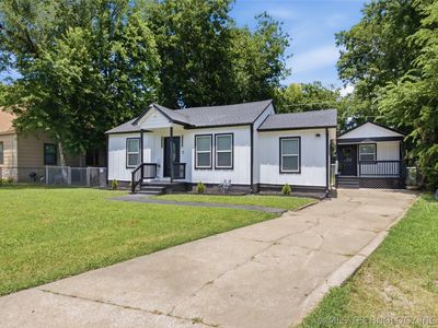 507 E 27th Pl N