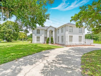 2152 Blue Iris Pl