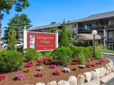 400 Narragansett Pkwy APT Na2