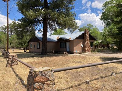 1201 Manzanita Dr