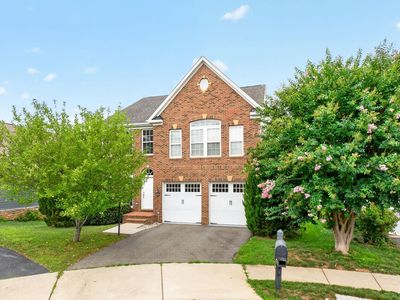 97 Lakeview Ct
