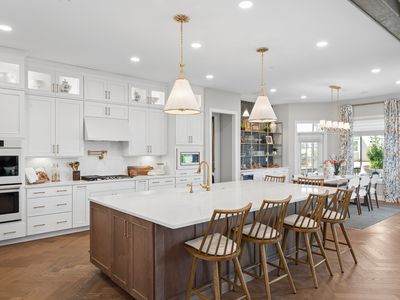 854 Cambridge Cir
