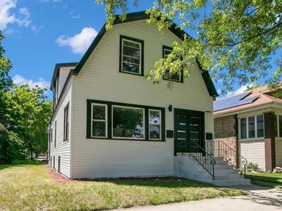 8030 S Constance Ave