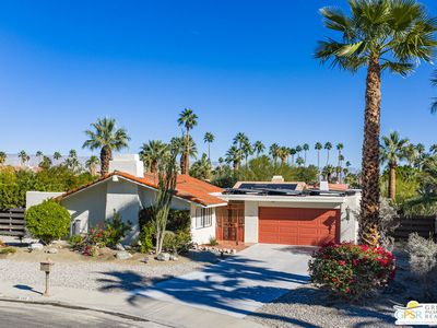 Property at 566 N Sunset Way, Palm Springs, CA