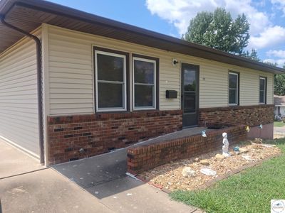 400 E Golden Ave