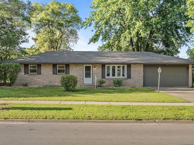 5008 Carol Ct