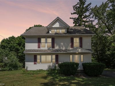 1927 W Prospect Rd