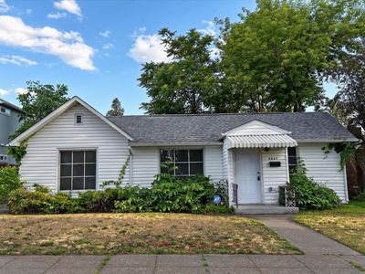 2607 W Kiernan Ave