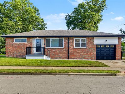 4107 Robert Ave
