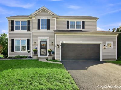 Property at 134 E Old Mill Trl, Antioch, IL