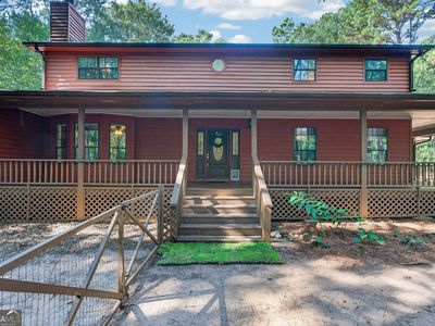 195 Montego Bay Rd NW