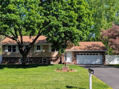 1559 McCarthy Rd