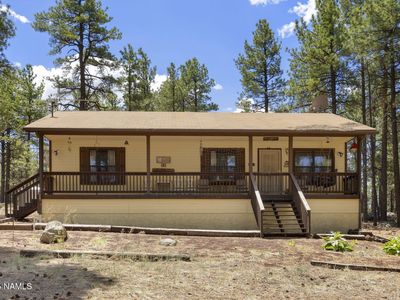 7446 E Knighthood Ln